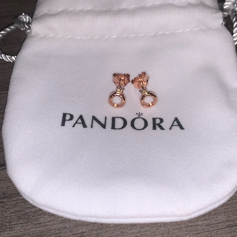Pandora New Polished Crown O Stud Earrings in Rose Gold - Comes with dust bag